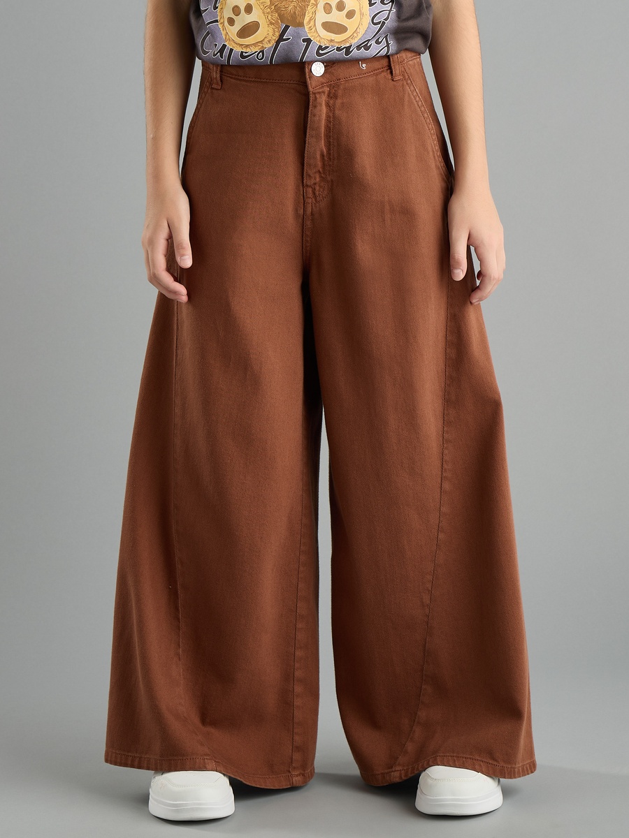 Ultra Wide Leg Jeans
