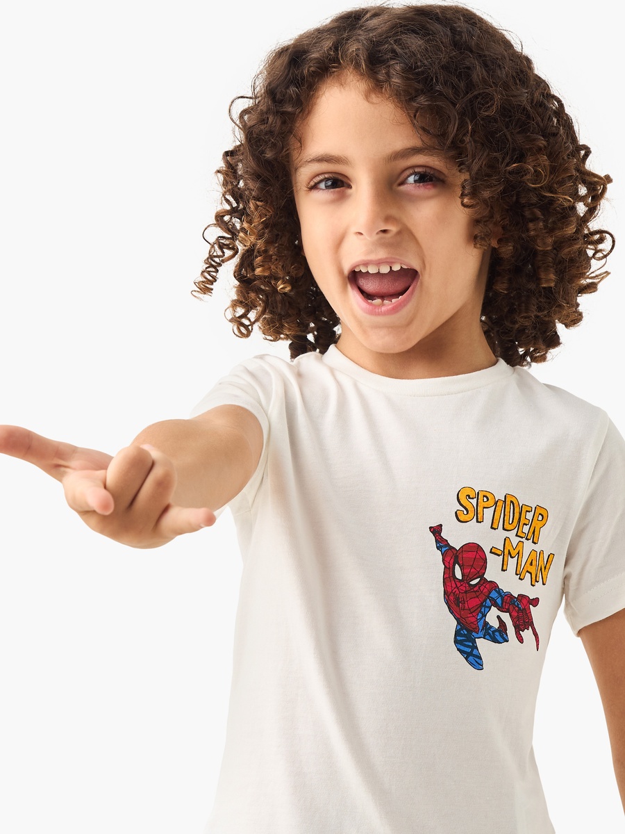 Spider-Man Print T-Shirt and Pyjama Set
