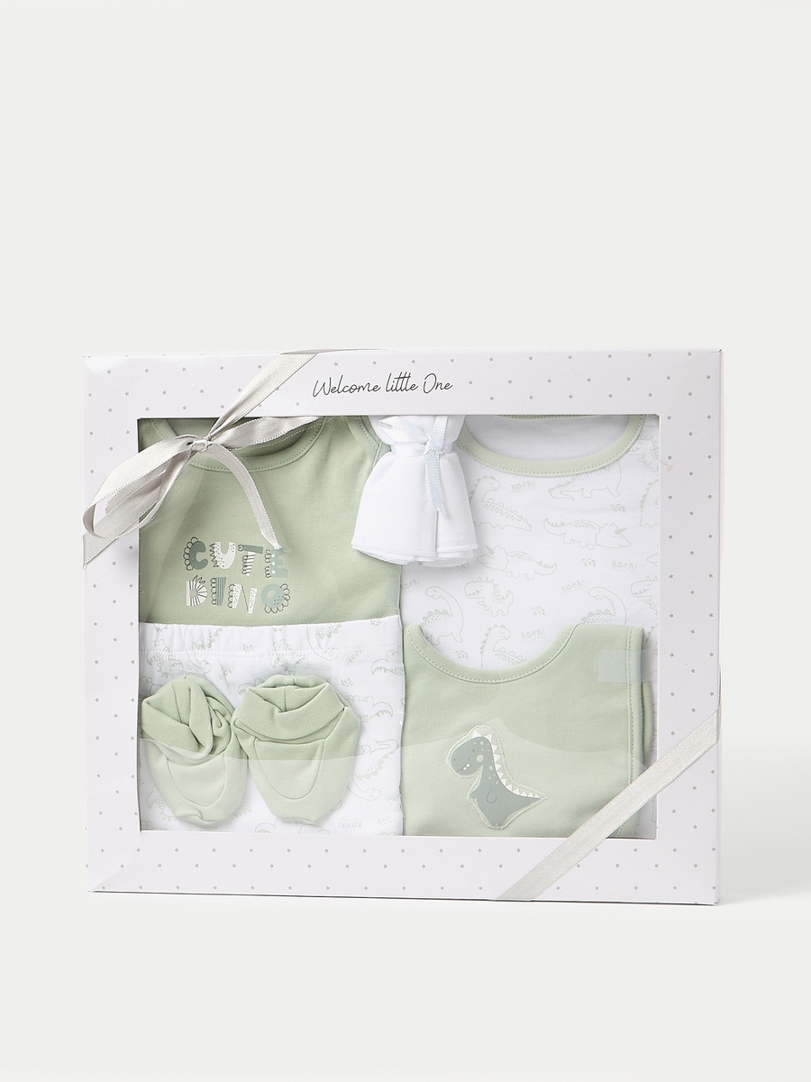7-Piece Assorted Clothing Set
