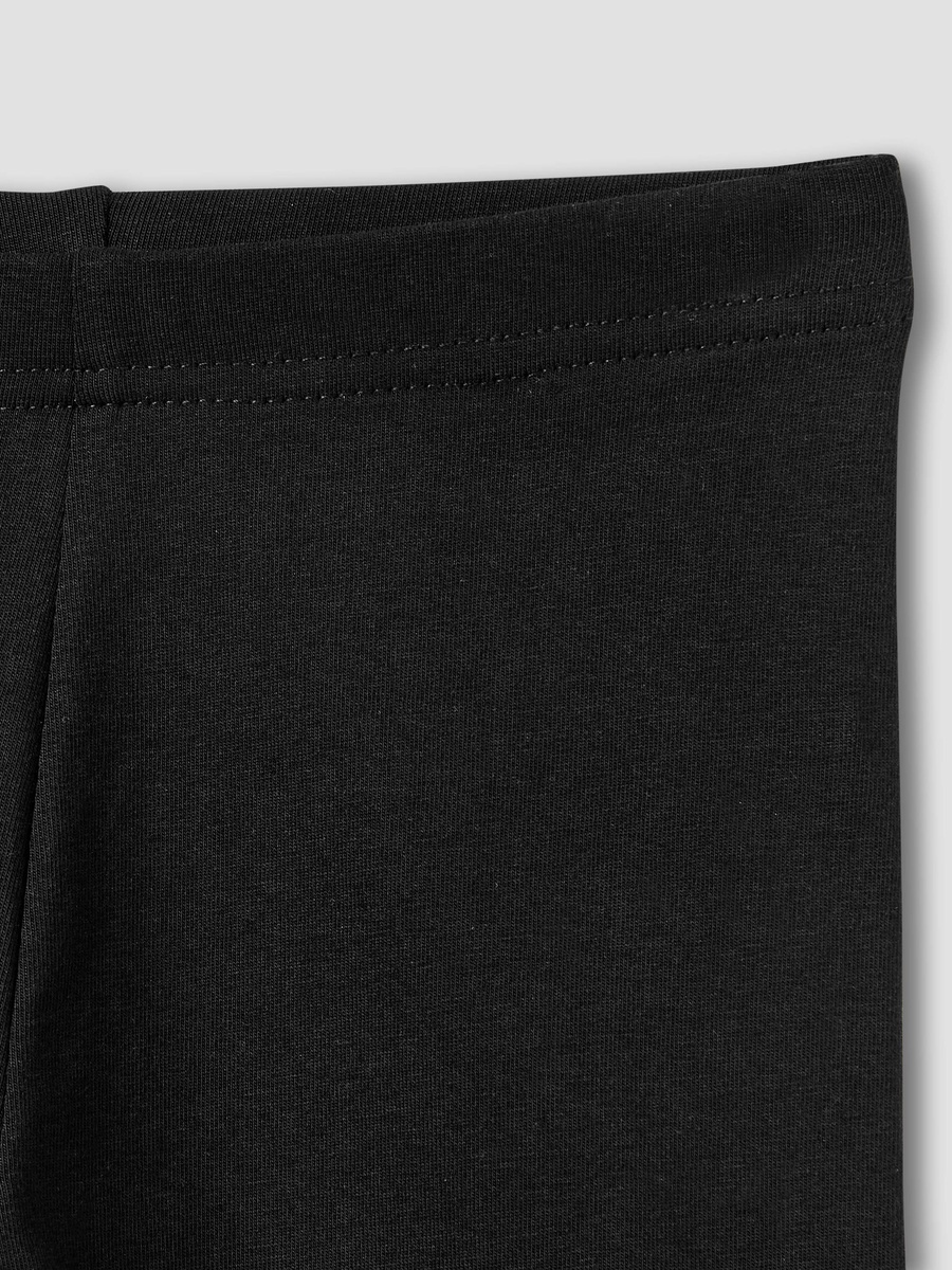 Solid Knee Length Shorts with Elasticised Waistband