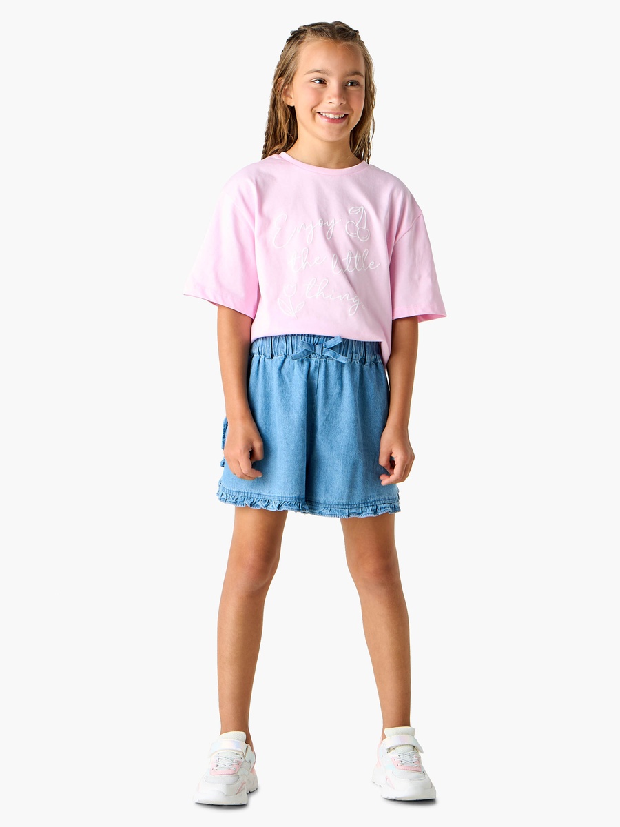 شورت دنيم بخصر مطاطي وتفاصيل كشكش من جونيورز