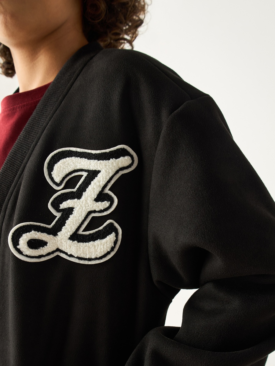 Applique Detail Long Sleeves Jacket with Pockets and Button Closure