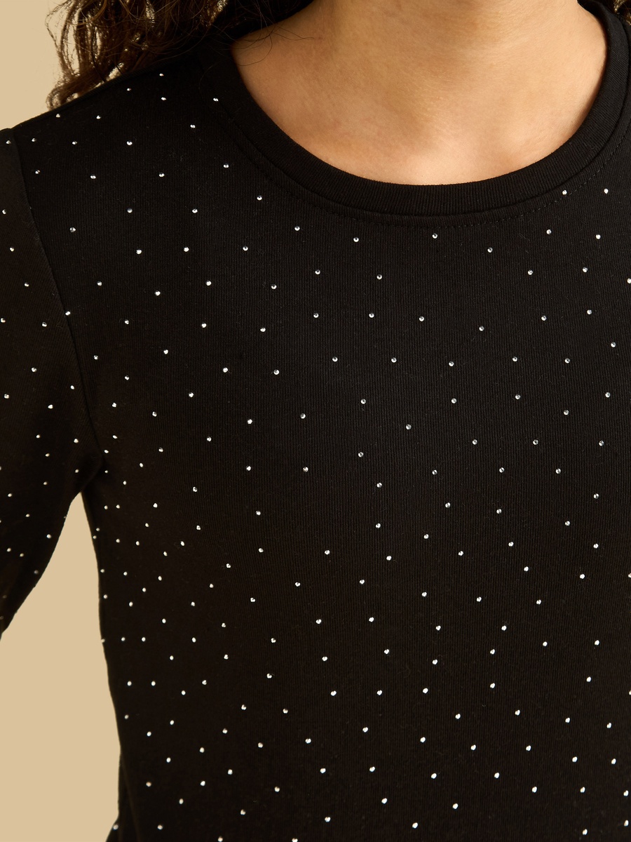Embellished Ribbed Long Sleeves Top