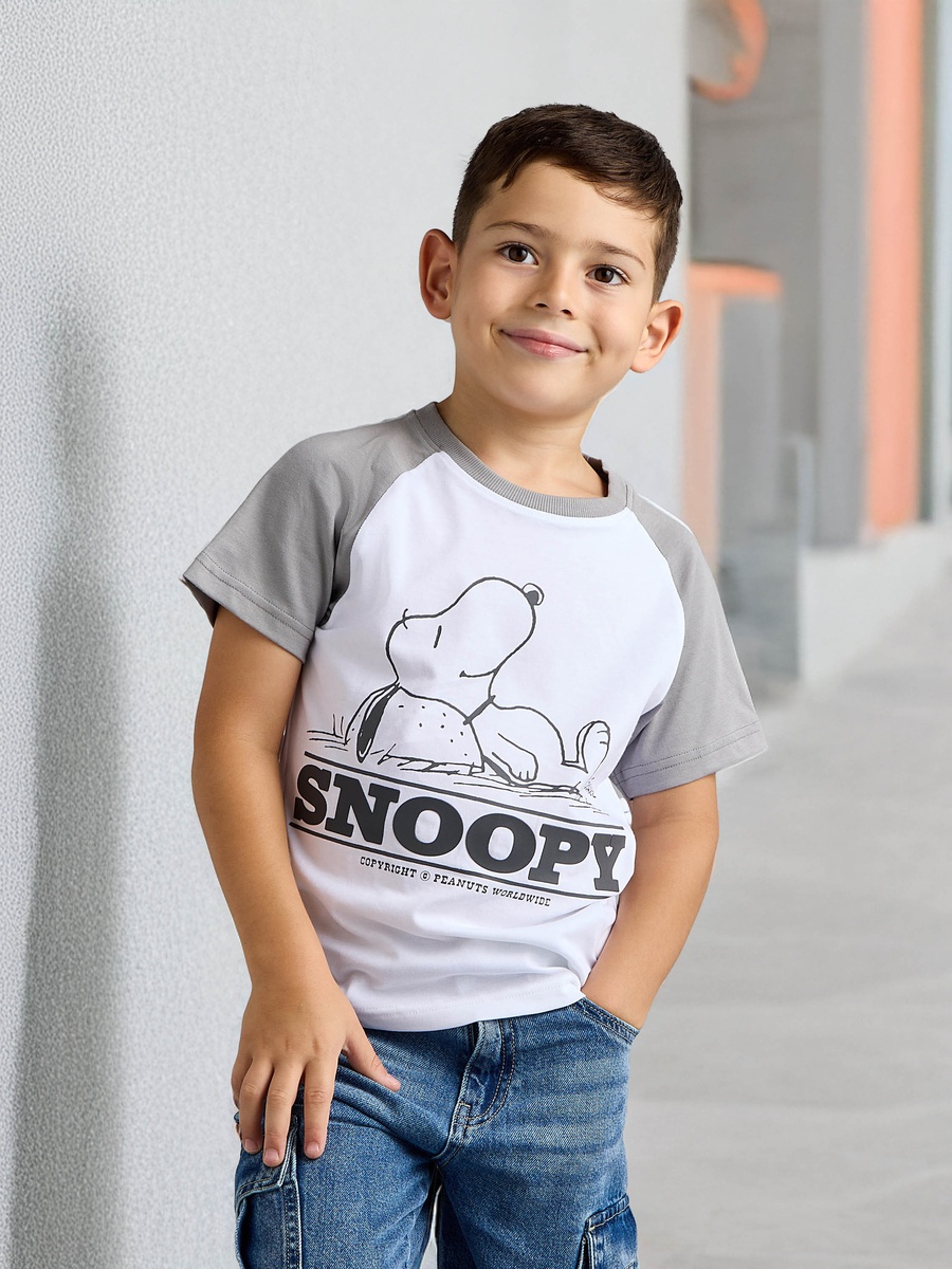 Snoopy Dog Print T-Shirt with Raglan Sleeves