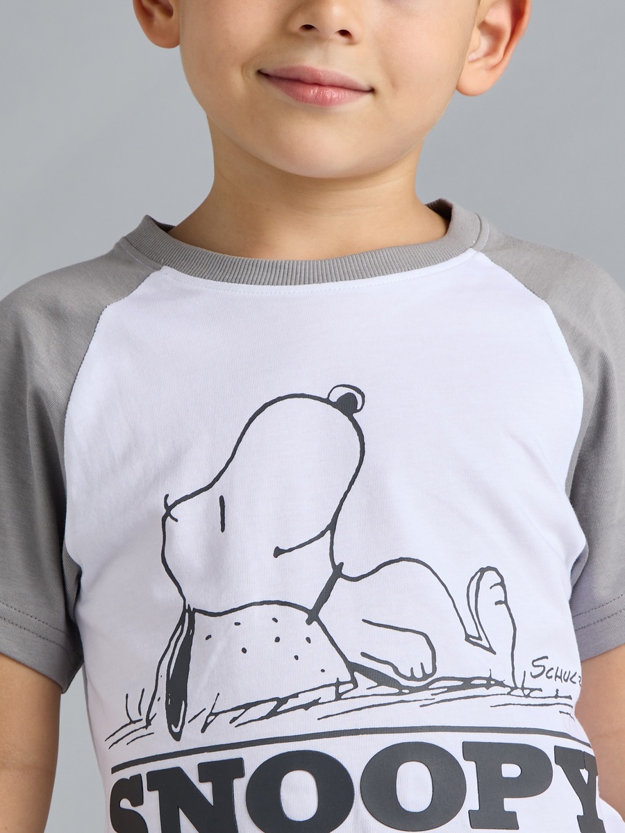 Snoopy Dog Print T-Shirt with Raglan Sleeves