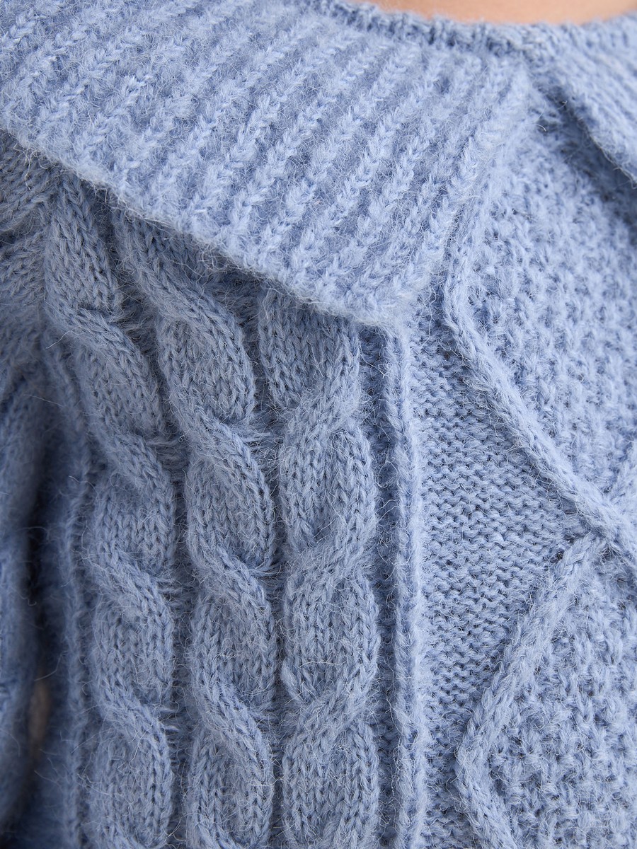 Schiffli Textured Sweater with Collar