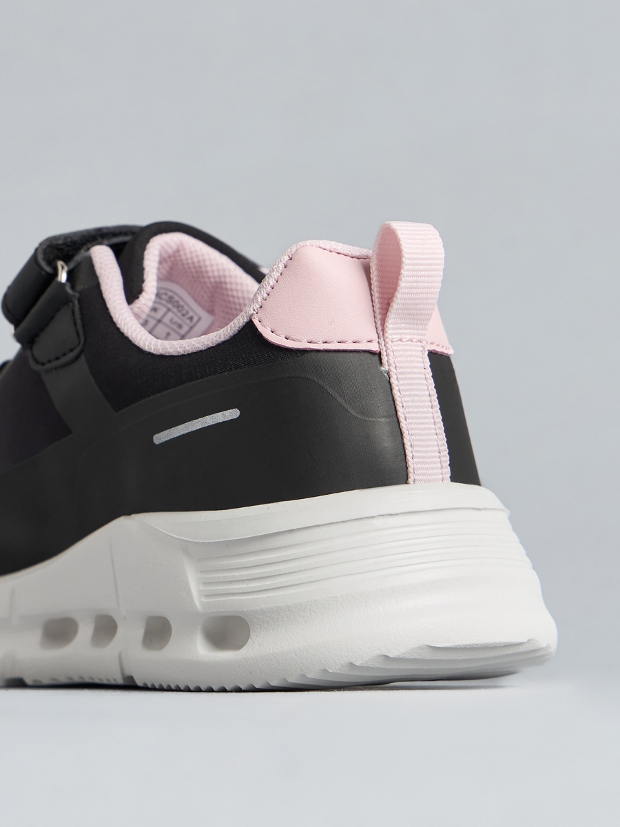 Panelled Sports Shoes with Hook and Loop Closure