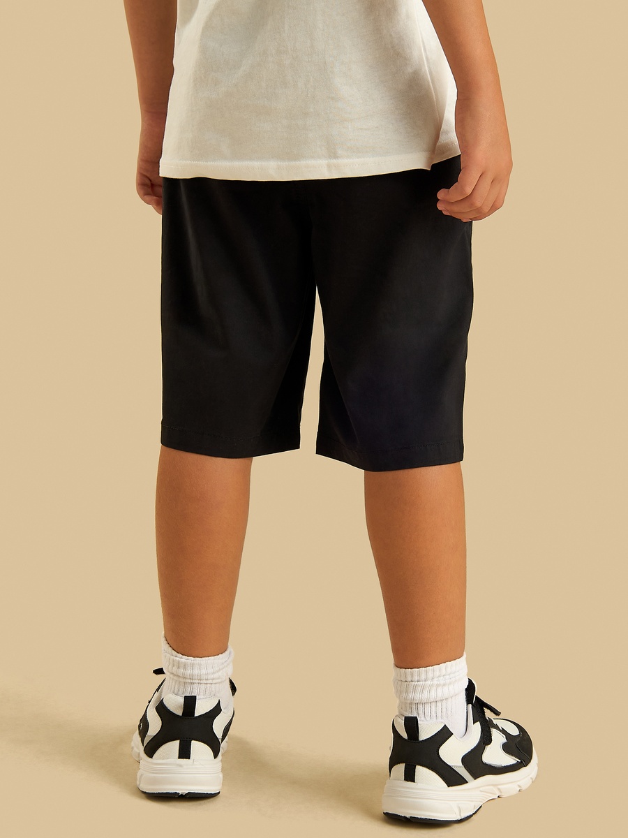 Plain Shorts with Pockets