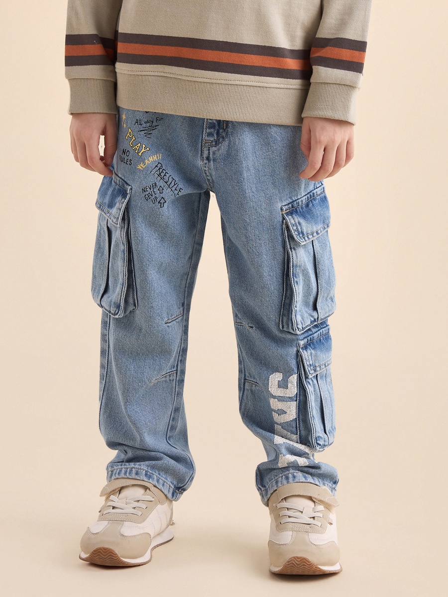 Printed Wide Leg Cargo Jeans