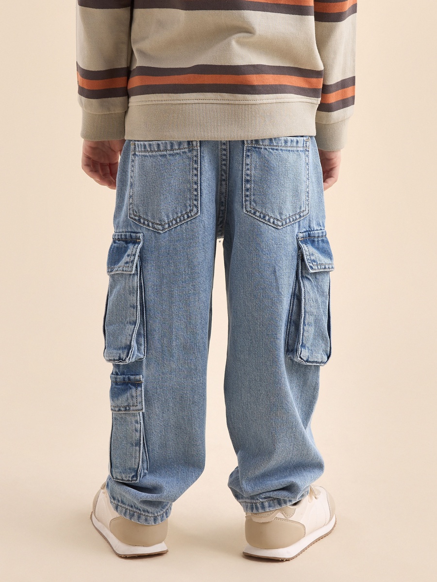 Printed Wide Leg Cargo Jeans