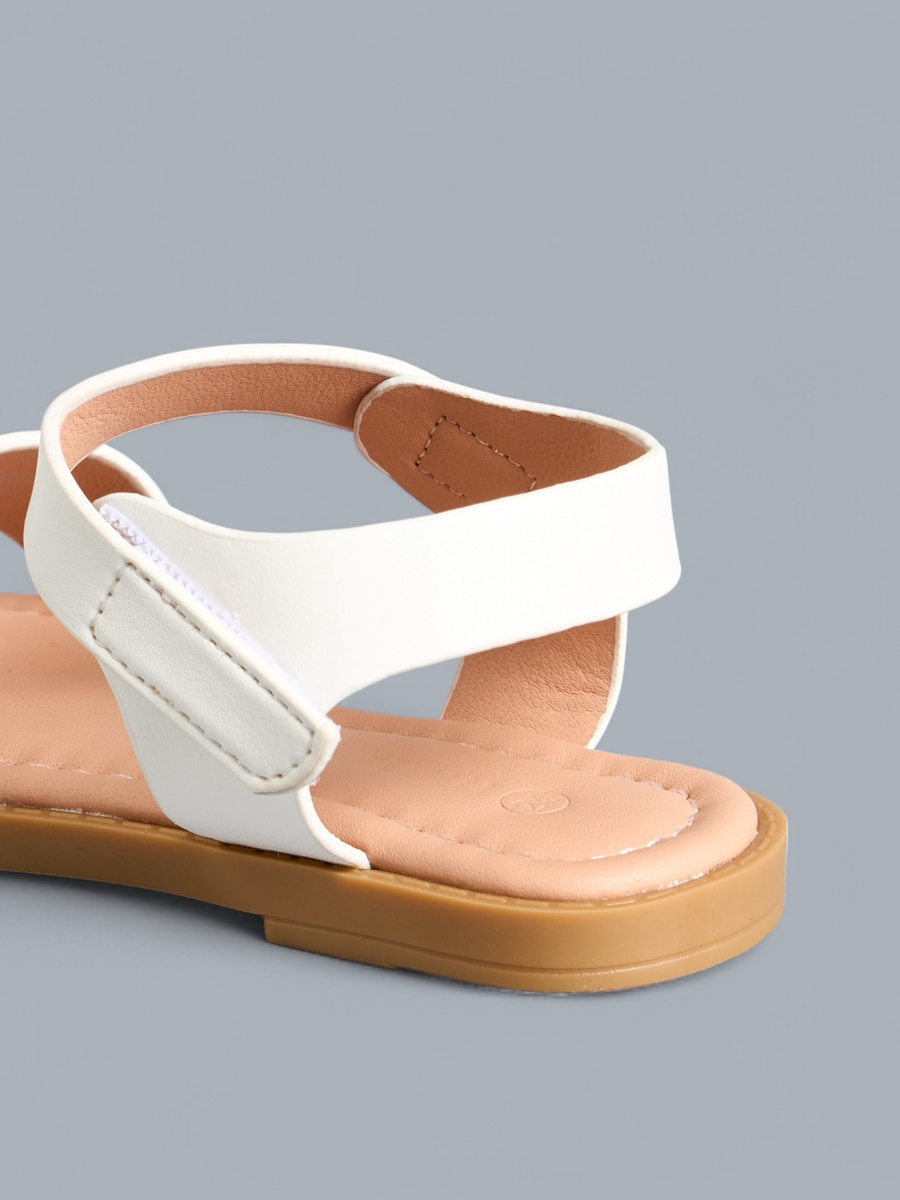 صندل بشريط إغلاق لاصق وزينة أزهار