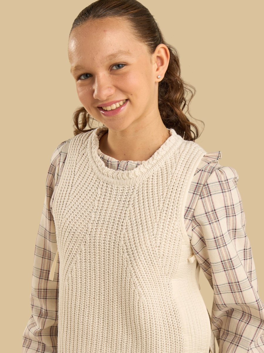 Tabard Sweater Vest with Checked Top
