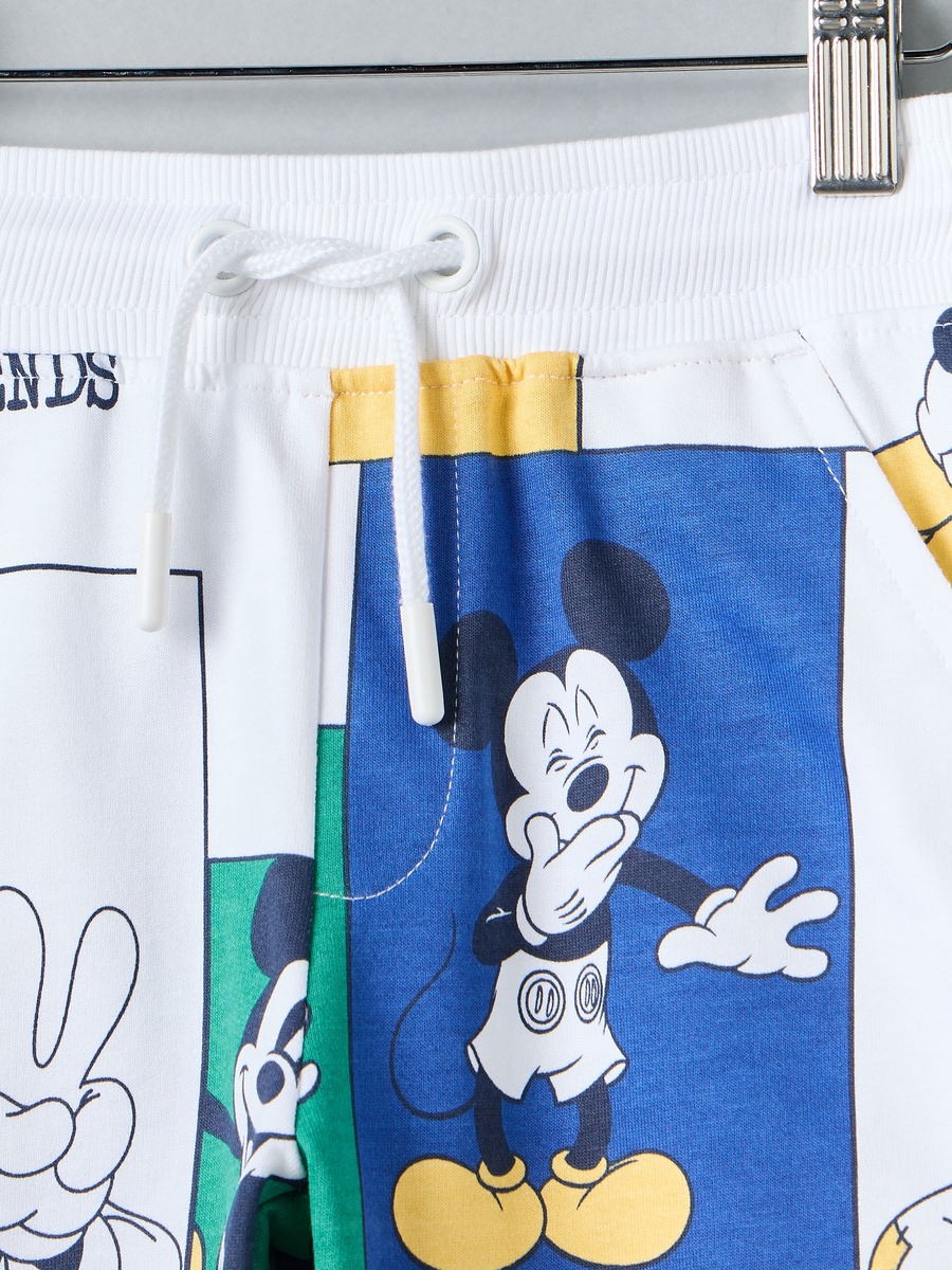 Mickey Mouse and Friends Print T-Shirt and Shorts Set