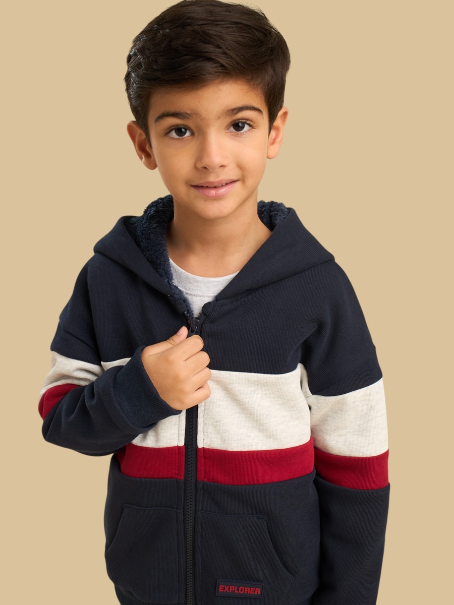 هودي بسحاب مبطن بفرو بتصميم ألوان متداخلة