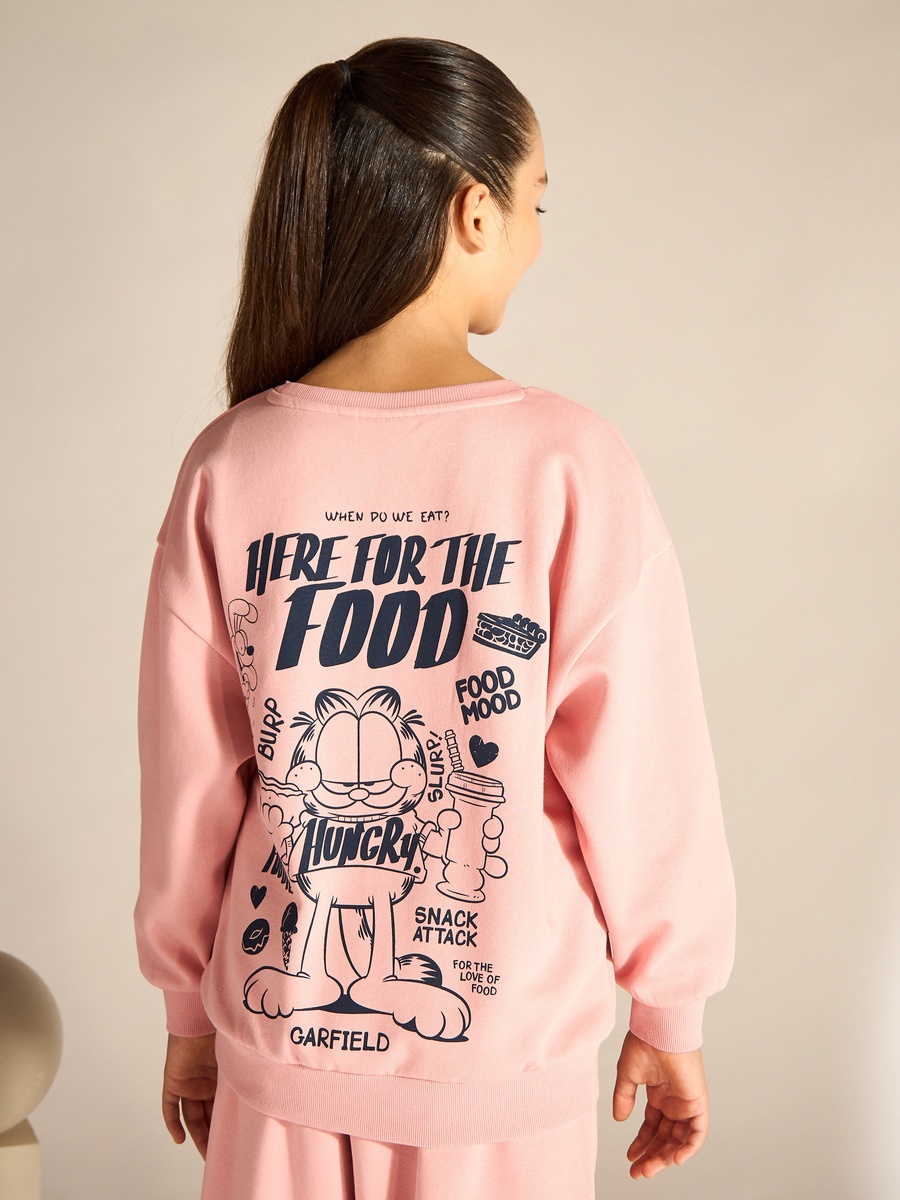 Garfield Stencil Oversized Sweatshirt