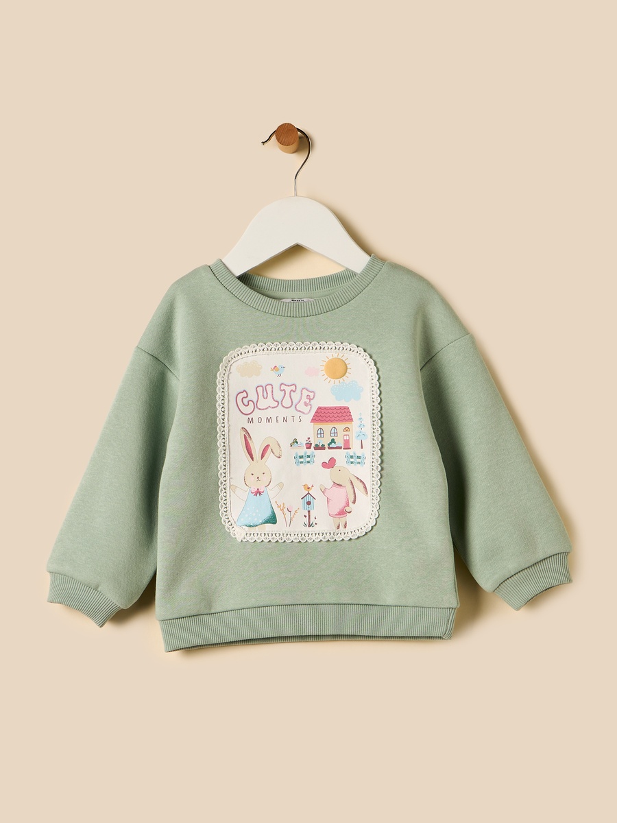 Graphic Print Sweatshirt