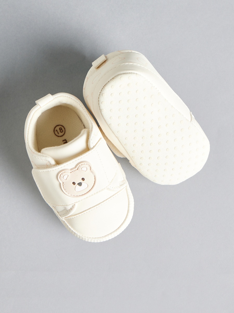 Teddy Bear Applique Booties
