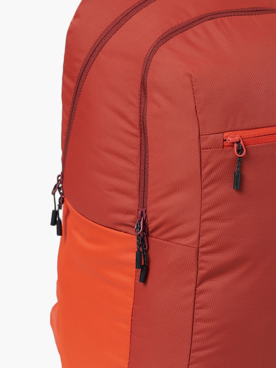 Solid Backpack with Adjustable Shoulder Straps - 24x32x47 cm