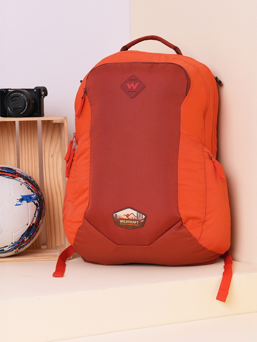 Solid Backpack with Adjustable Shoulder Straps - 20x33x51 cm