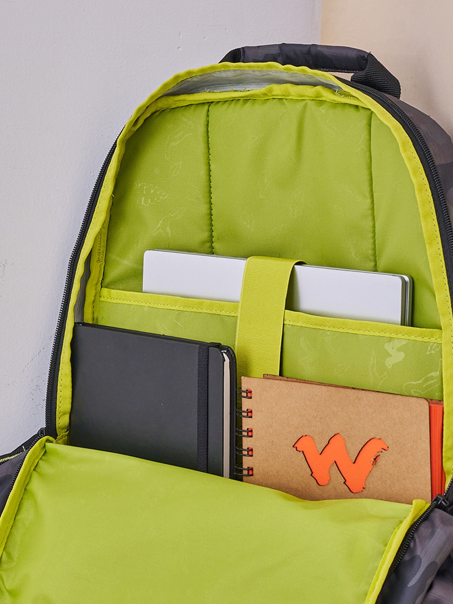 Solid School Backpack with Adjustable Shoulder Straps - 25x32x47 cm