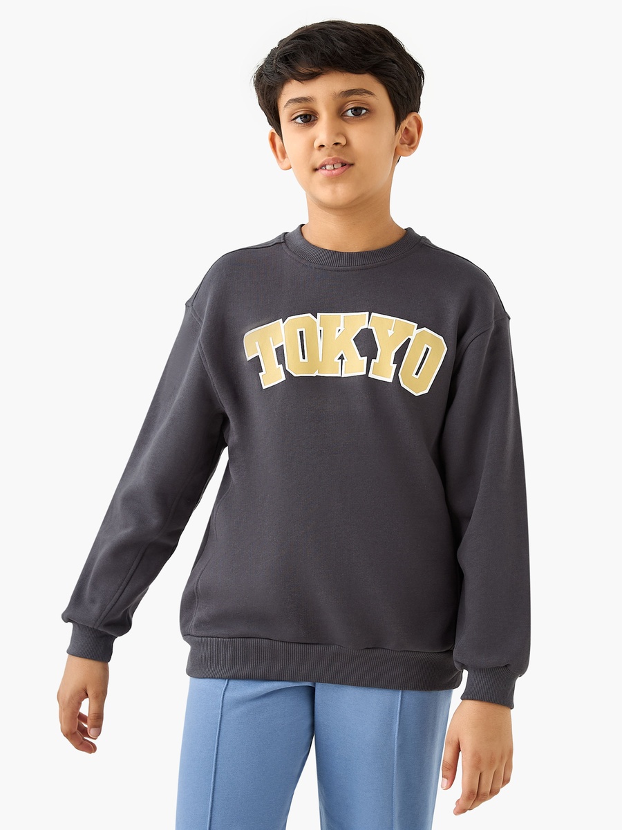 Tokyo Print Sweatshirt with Long Sleeves