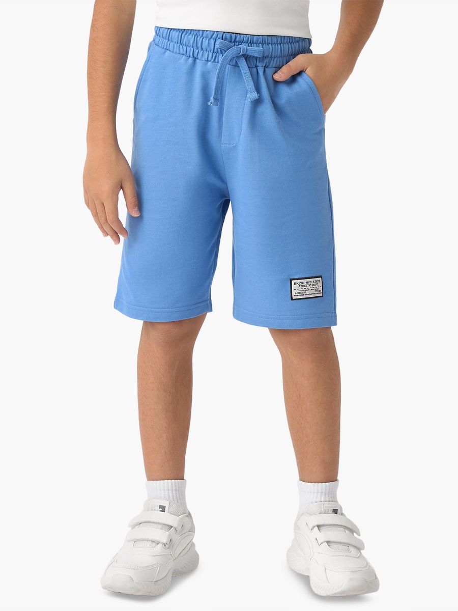 Solid Shorts with Drawstring Closure and Pockets