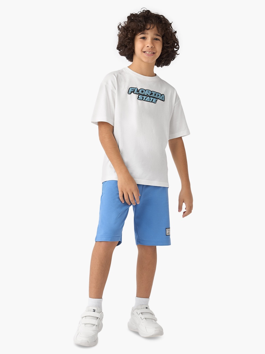 Solid Shorts with Drawstring Closure and Pockets