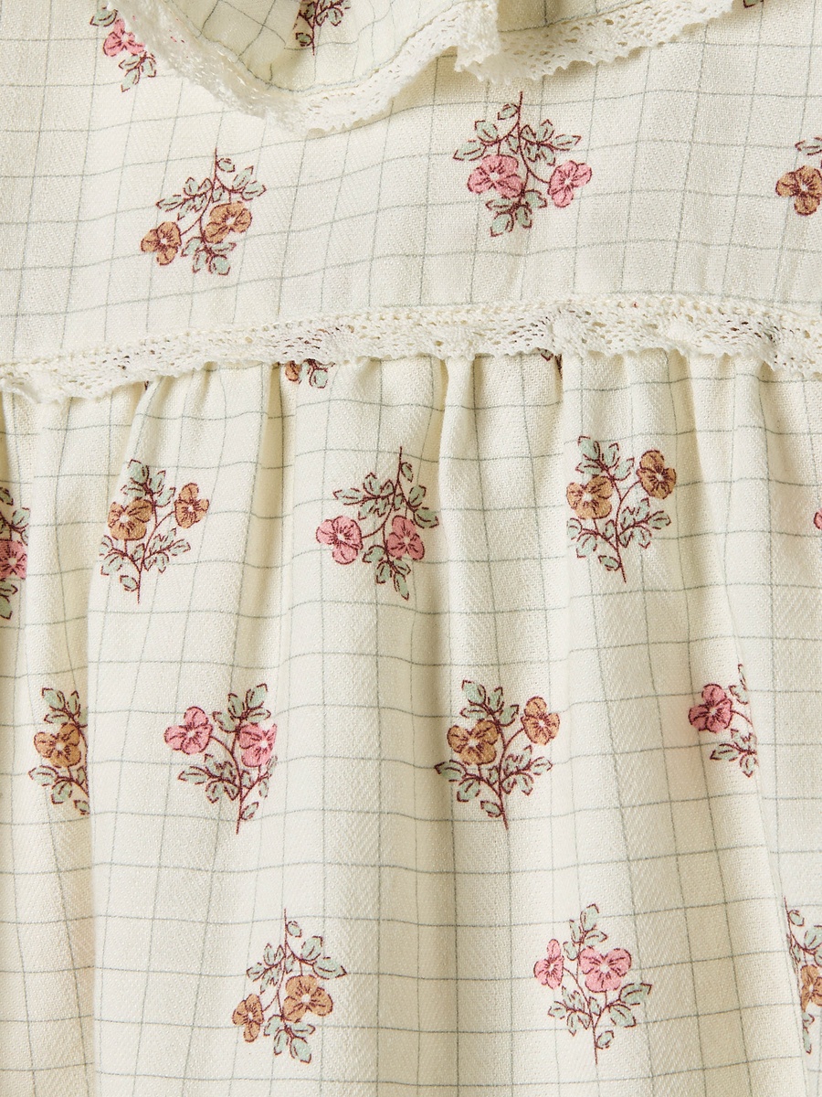 Floral Print Top with Collar