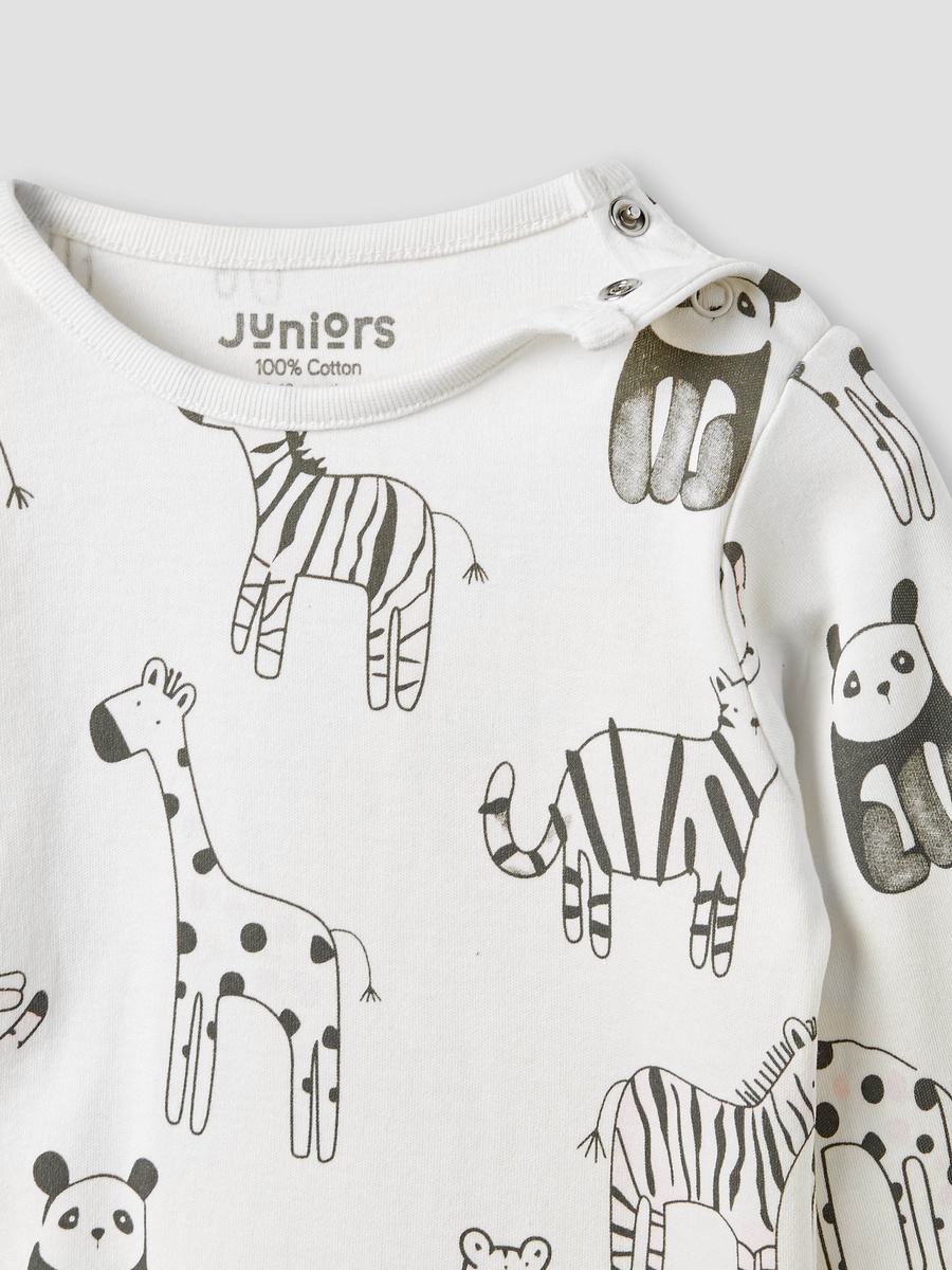 Printed T-Shirt and Pyjamas - Set of 4