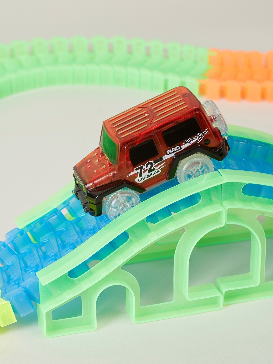 Glow-in-the-Dark Track Playset - 132 Pieces