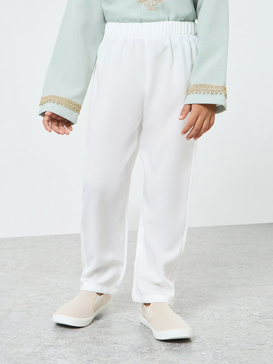 Boys Green Embroidered Kurta with Pants Set