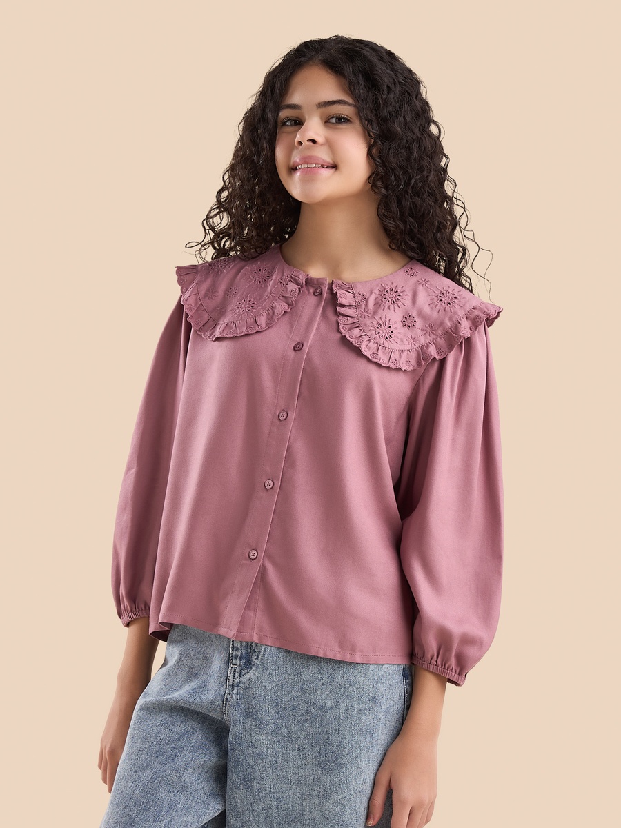 Embroidered Peter Pan Collar Shirt
