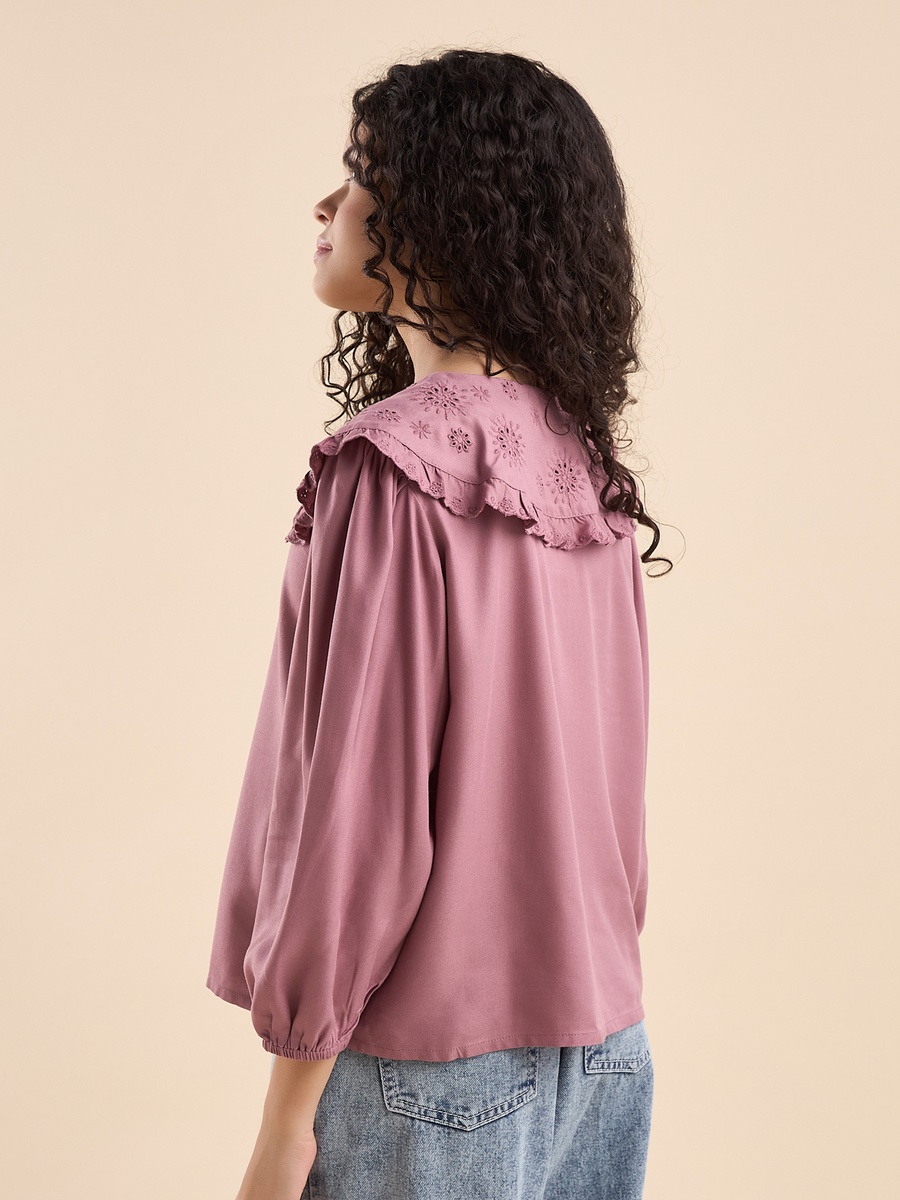 Embroidered Peter Pan Collar Shirt