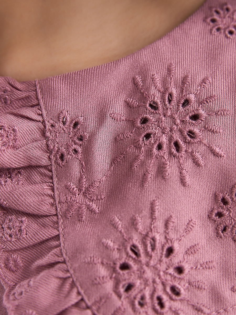 Embroidered Peter Pan Collar Shirt