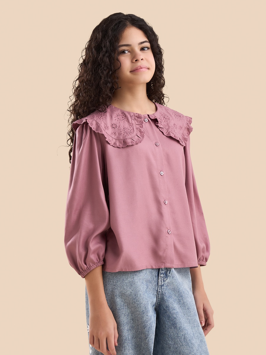 Embroidered Peter Pan Collar Shirt