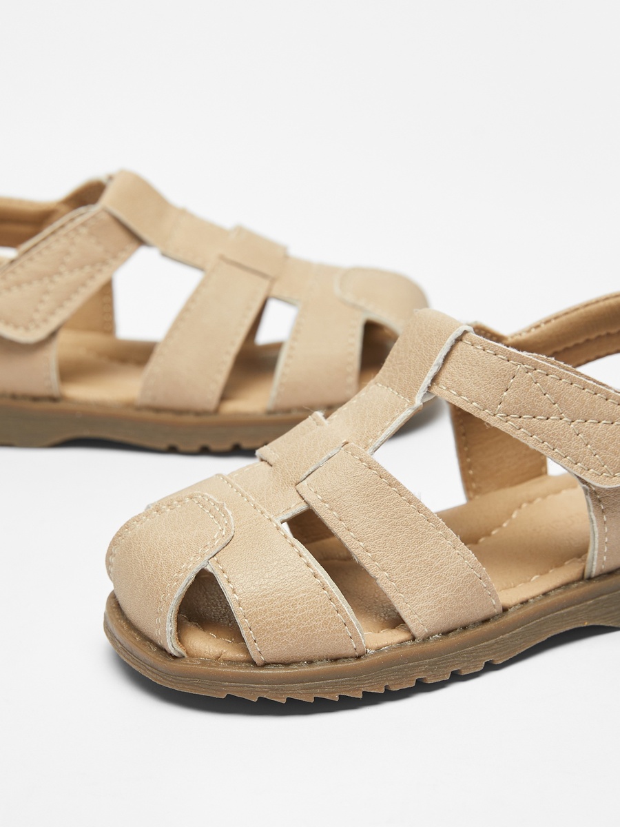 Textured Fisherman Sandals with Hook and Loop Closure
