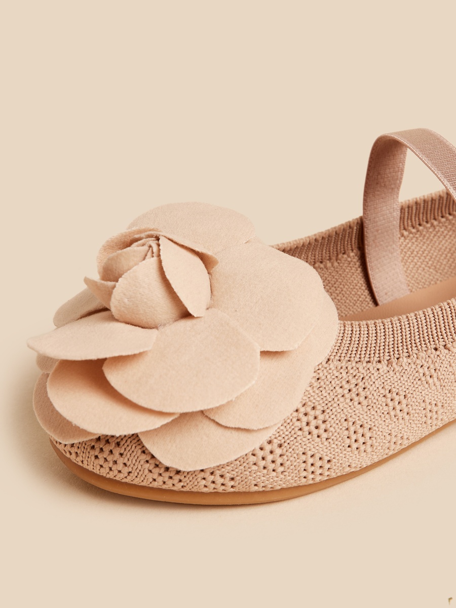 Bow Embellished Ballerina Shoes