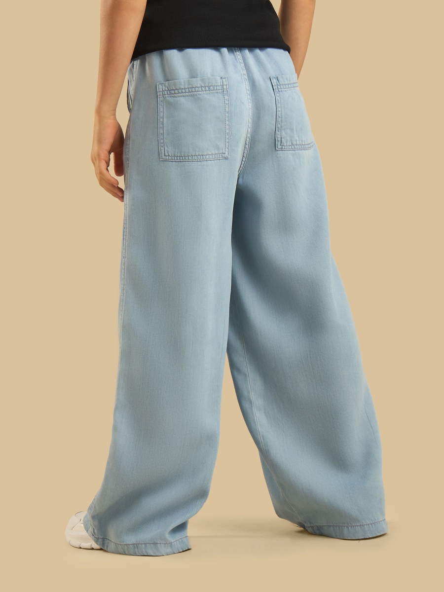 Fluid Wide Leg Pants
