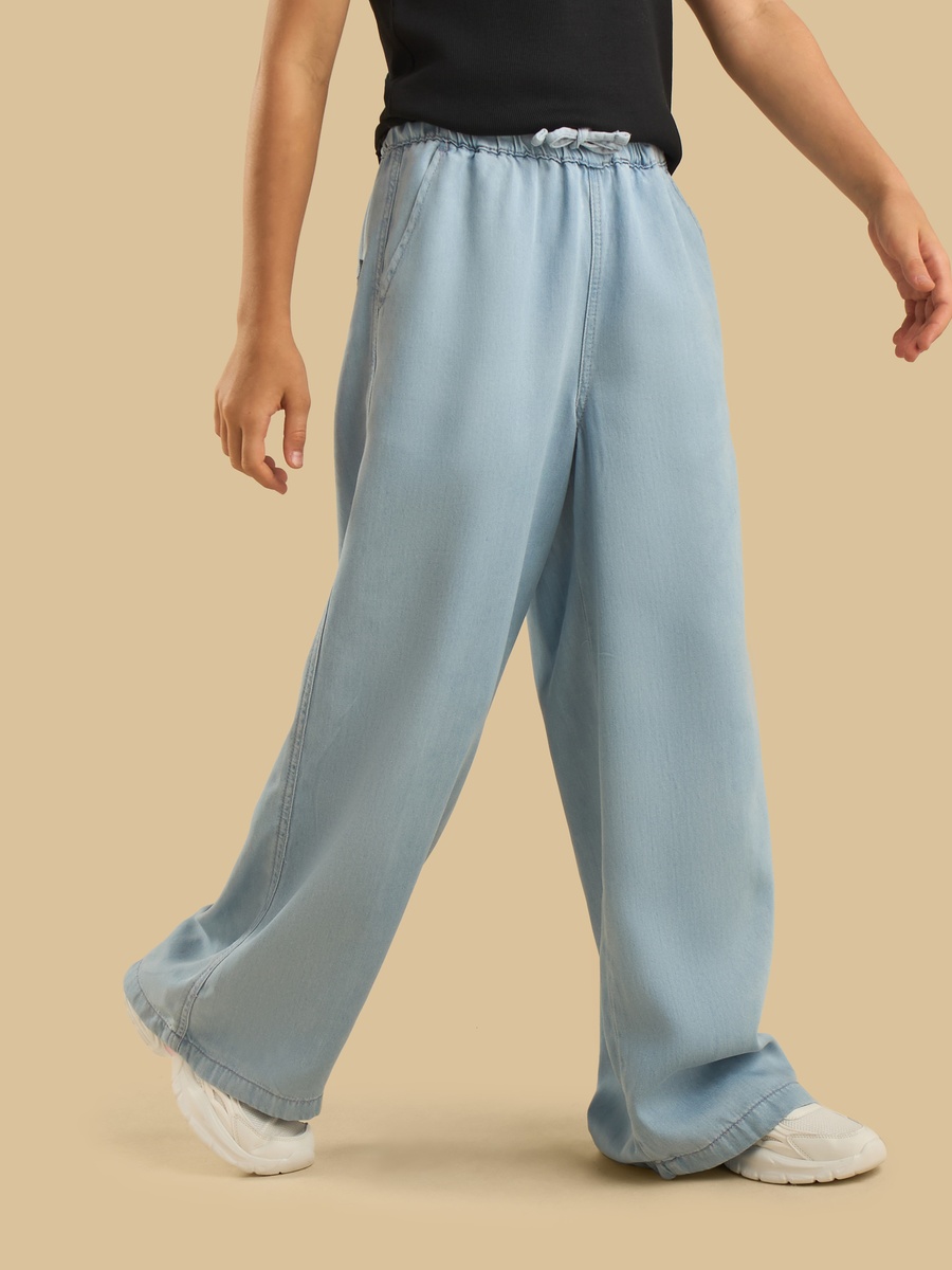 Fluid Wide Leg Pants