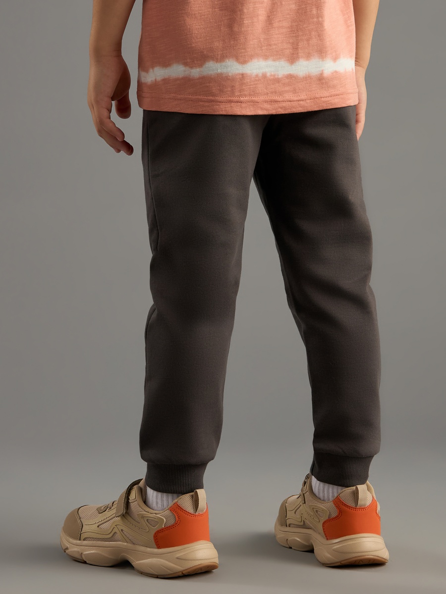 Plain Joggers