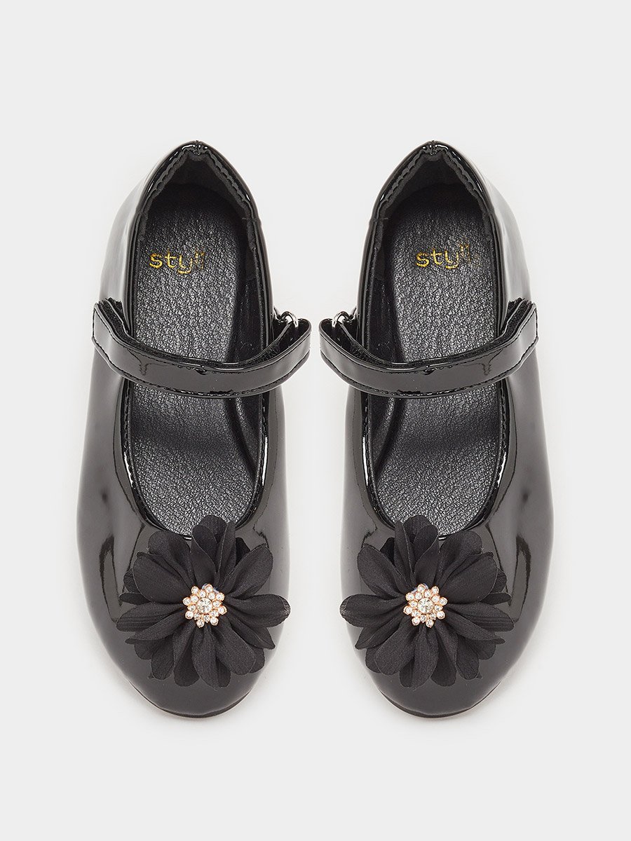 Black Patent Ballerinas with Flower Detail