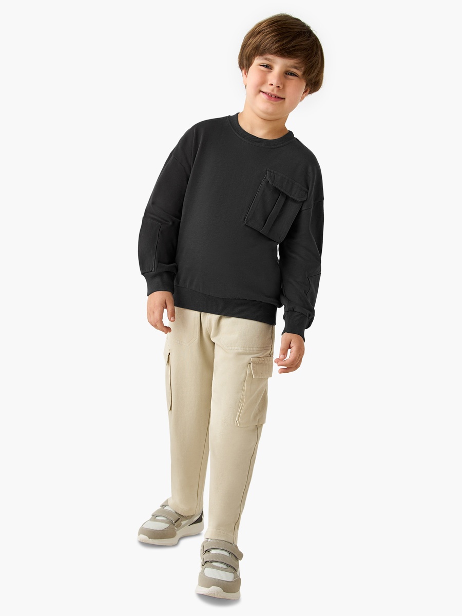 Chest Pocket Sweatshirt with Long Sleeves