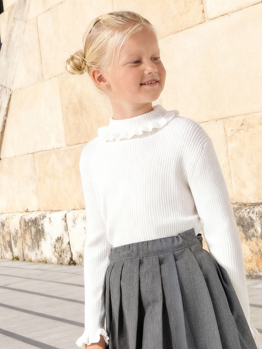Ribbed Pullover with Long Sleeves