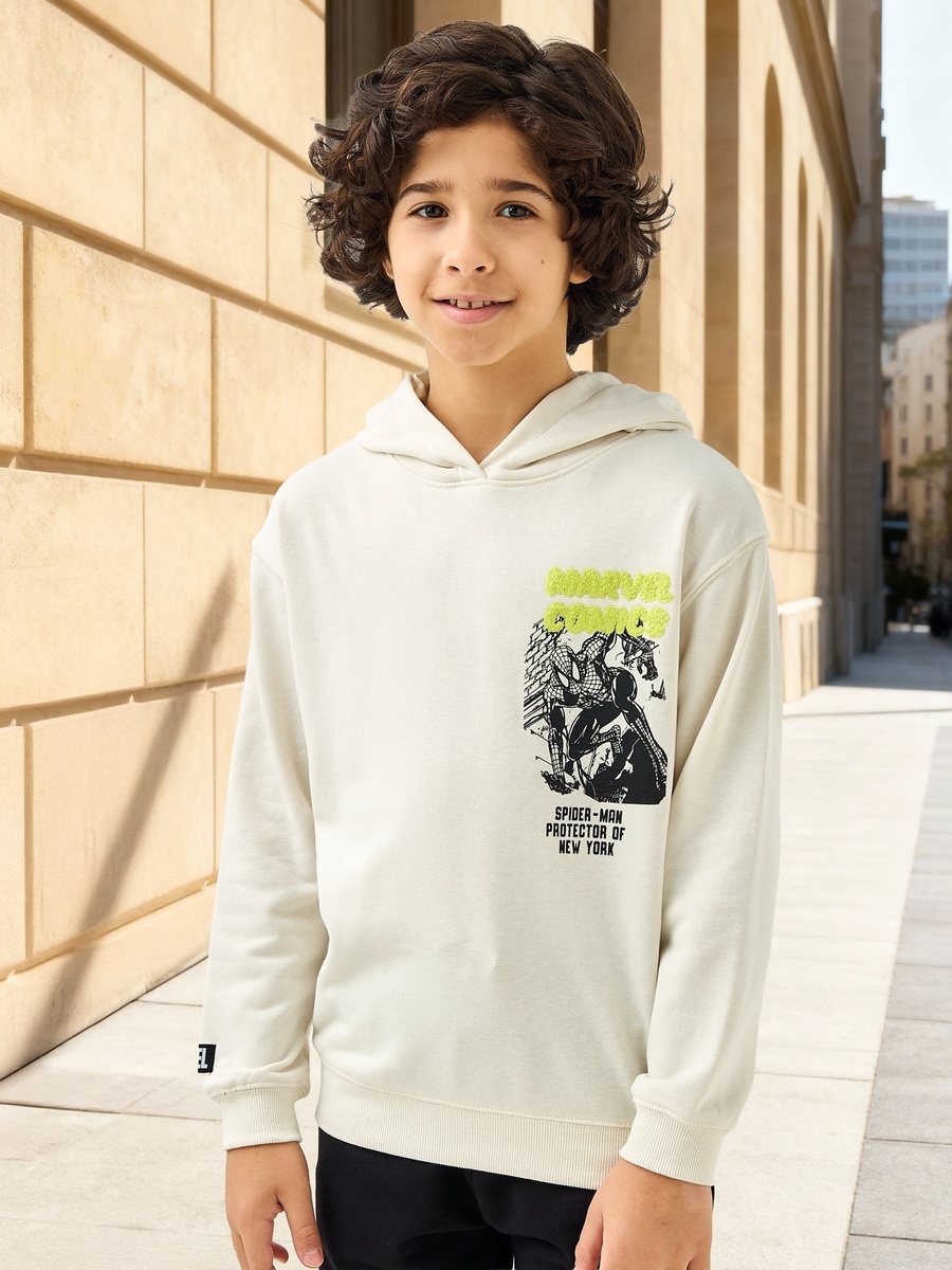 Spider-Man Print Sweatshirt with Long Sleeves