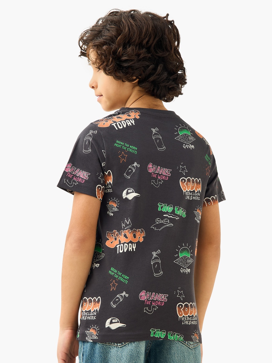 Graffiti Print T-Shirt with Short Sleeves