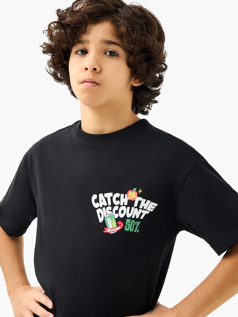 Graphic Print T-Shirt with Short Sleeves