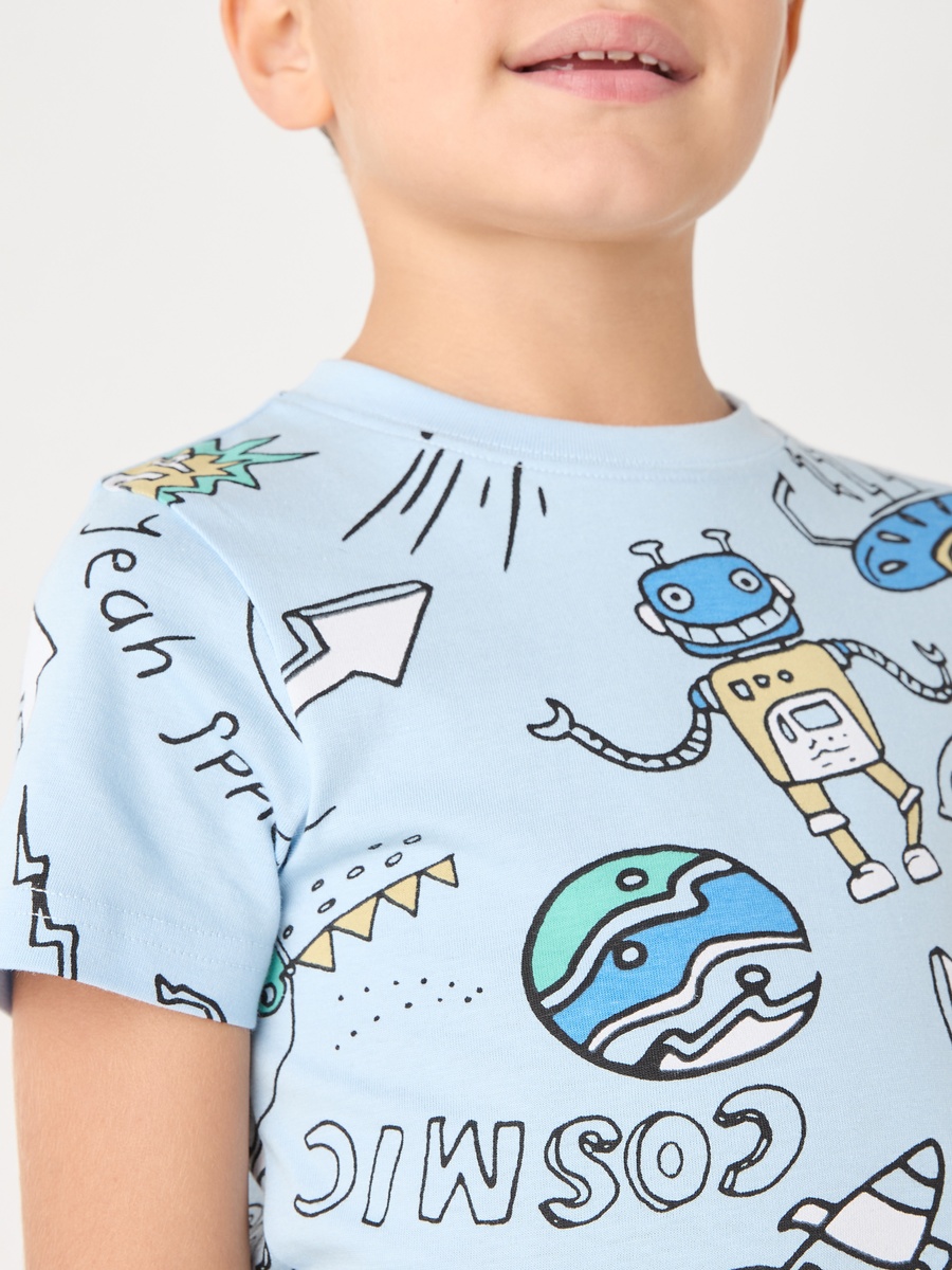 All-Over Graphic Print Short Sleeves T-Shirt and Elasticated Joggers
