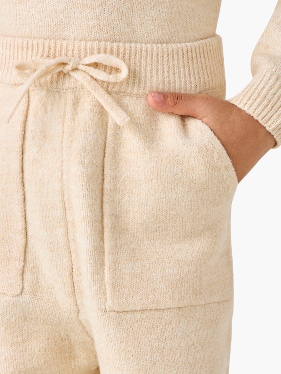 T-Shirt and Joggers Set with Pockets - Polyester - Long Sleeves - Collar