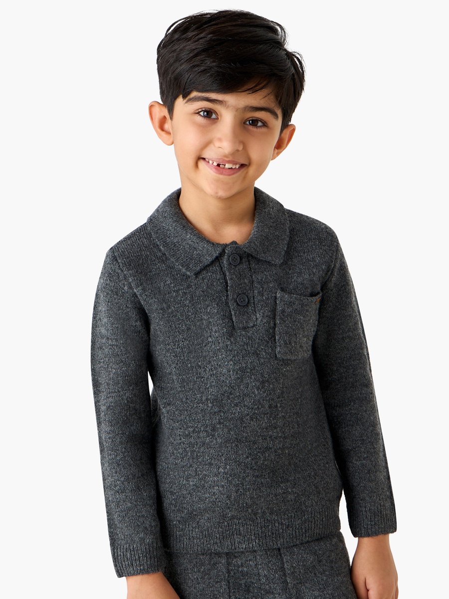 T-Shirt and Joggers Set with Pockets - Polyester - Long Sleeves - Collar