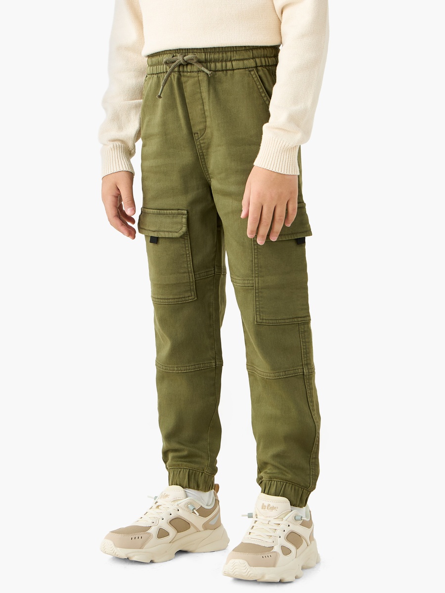 Solid Joggers with Drawstring Closure and Pockets